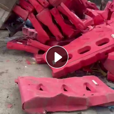 大量求购水马压块，路障压块