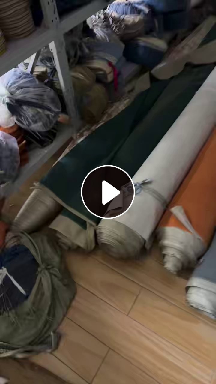 处理一批雪尼尔沙发垫布料，辅料，有5吨左右