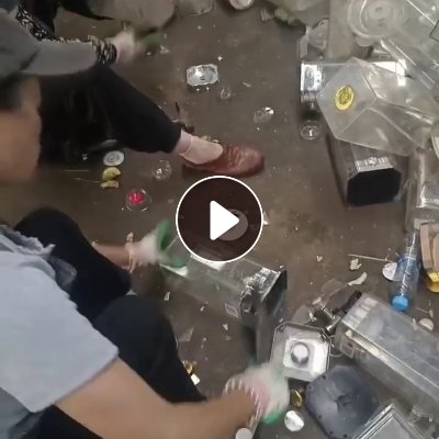 出售pet酒盒破碎料，干粉的