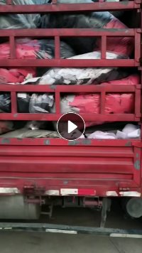 长期出售丙纶无纺布边角料，杂色的，现货有2吨左右