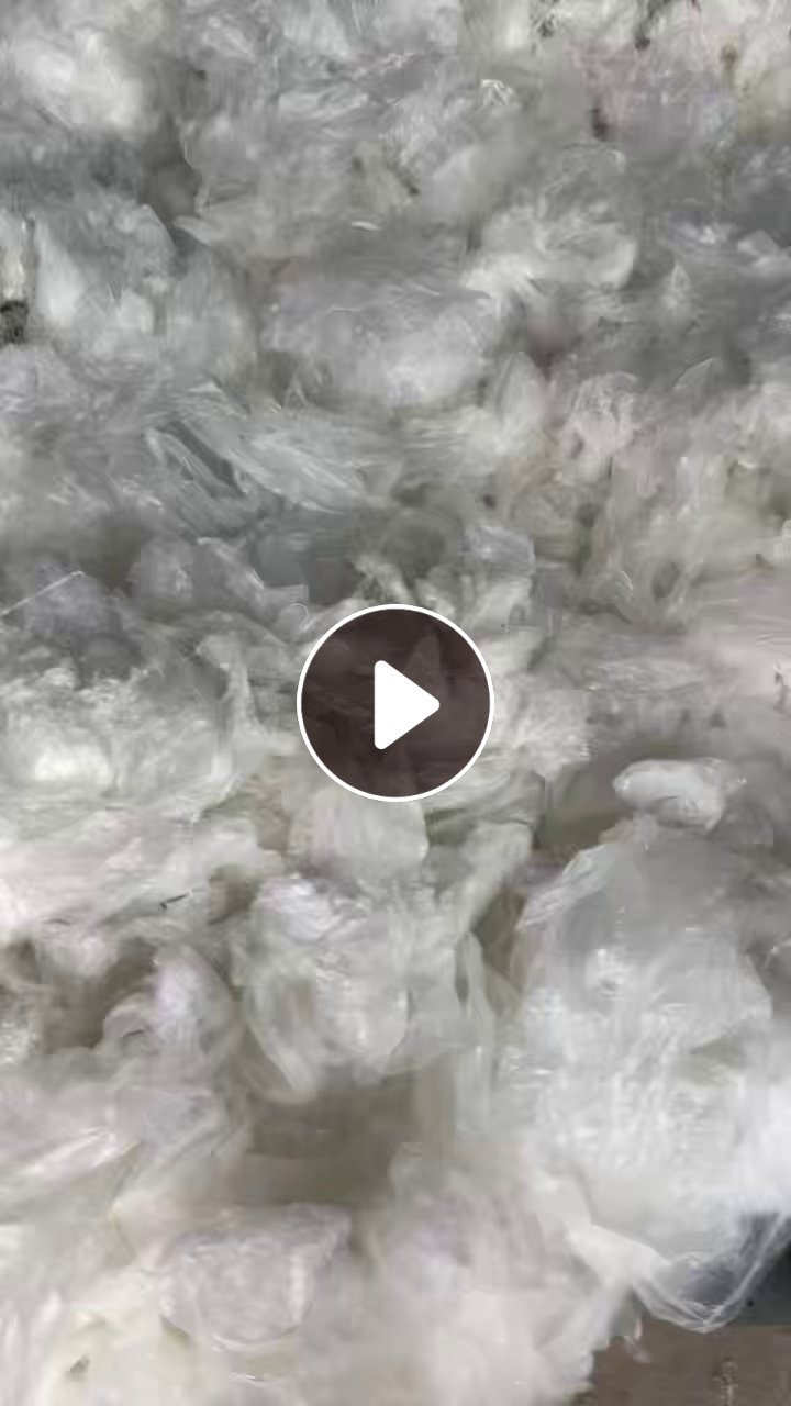 出售干造低压膜，纯白的棉纱袋包下机，压包好的，月供十几吨