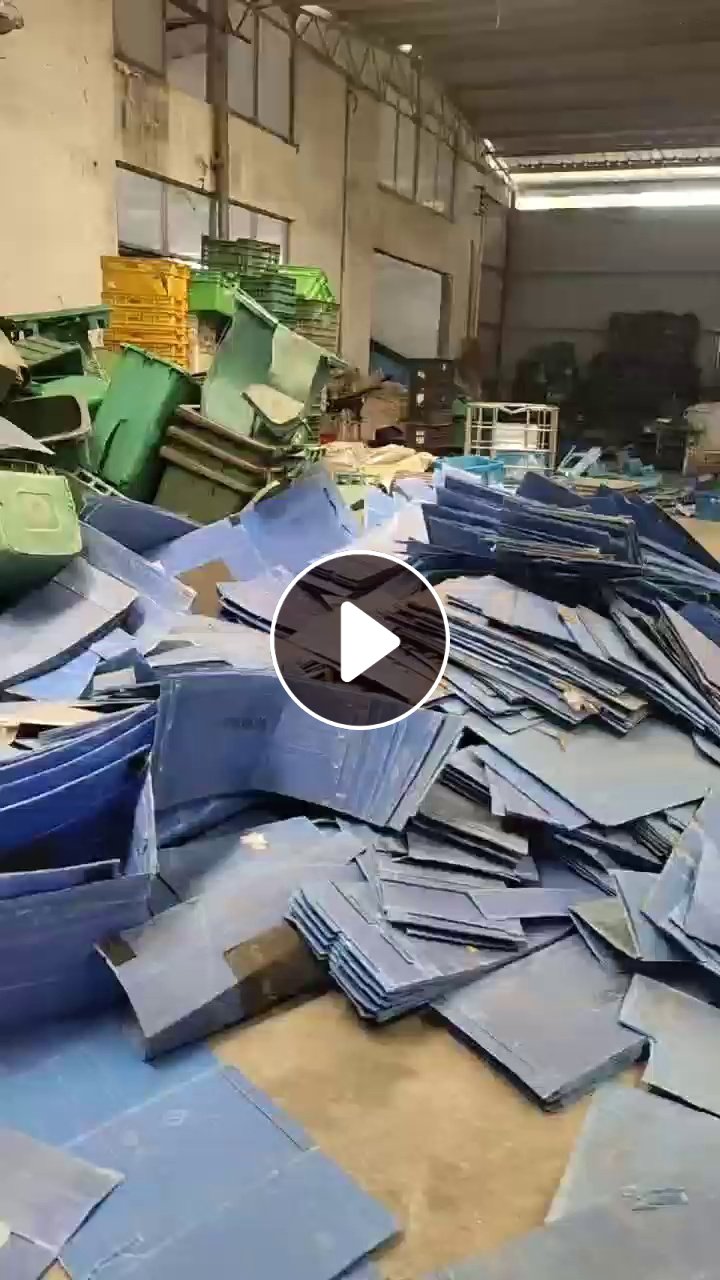 长期出售蓝色pp空心板废料，全漂的，现货10吨左右