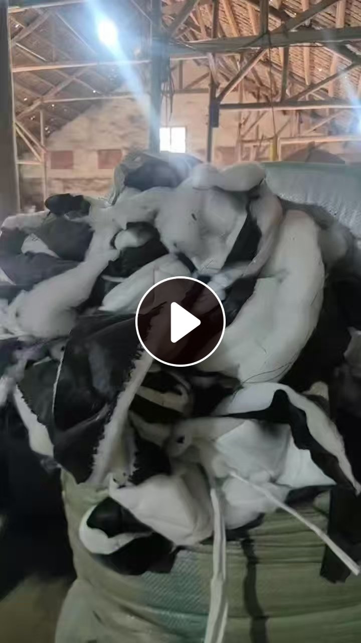 长期出售夹丝棉，线头棉，都是压好包的，每个月有大几十吨，货在湖南株洲