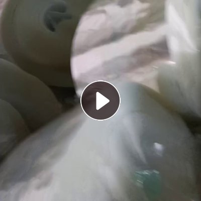 出售PET轻胶膜，卷筒和压包料都有，现货有十几吨，可以分开出