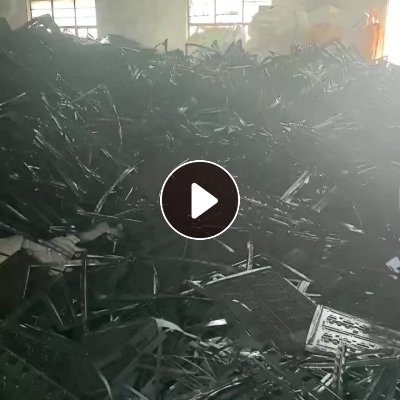 出售黑色PC吸塑边料破碎料，阻燃PC破碎料，料性很好，月供50吨