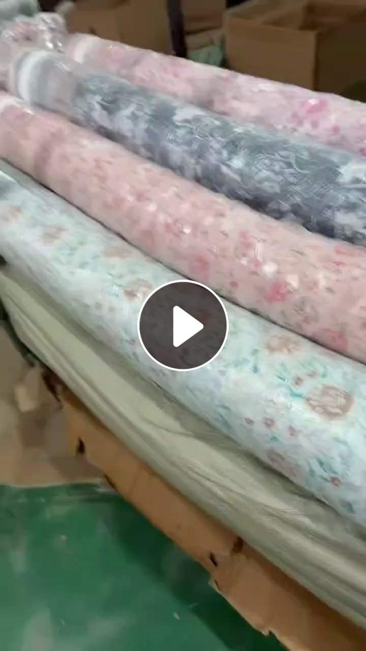 长期出售库存印花布，梭织人棉印花，现货5多左右，货在广东广州