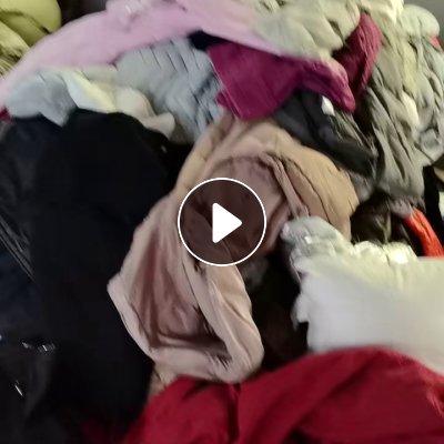 旧衣服分拣厂长期出售羽绒服，旧羽绒，羽绒制品