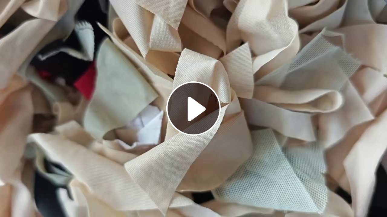 长期出售尼龙白烟布，做内衣下来的，现货6米8一车，货在河南郑州