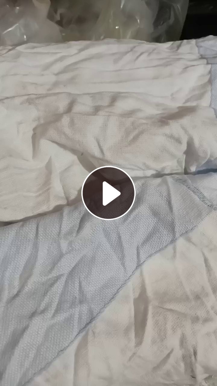 长期出售毛巾厂下来的纯棉废布头，纯棉边角料，纯棉大块布，现货十吨左右，月供20吨