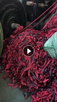长期大量出售箱包厂下来的pvc复合布条,箱包布条,箱包布压一层pvc,打绳料,月供150吨左右