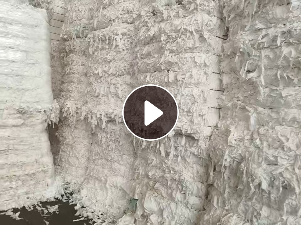 长期出售卫生巾边角料，卫生巾废料，无纺布下脚料，现货二十四吨左右