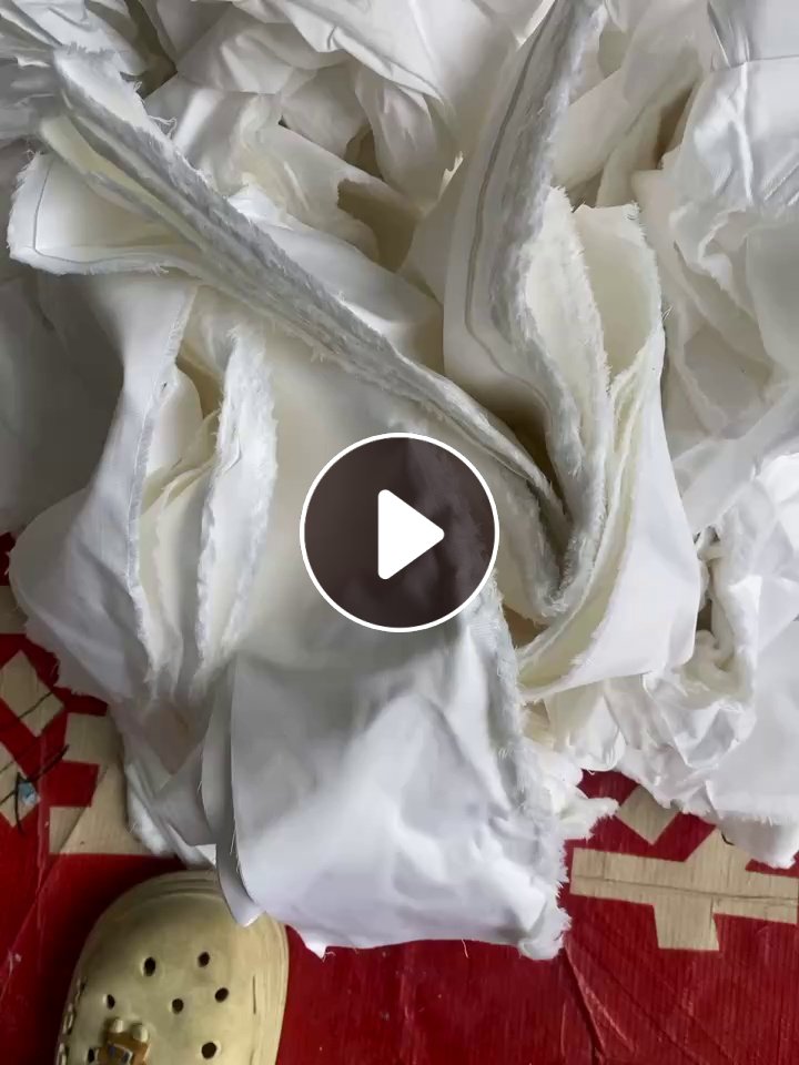 长期大量出售开花料，针织全棉废布，化纤布开花料等，货在浙江温州