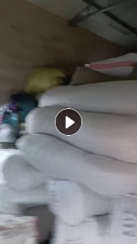 长期出售化纤布，什么材质什么都有，按颜色分类，每个月有200多吨，货在安徽合肥