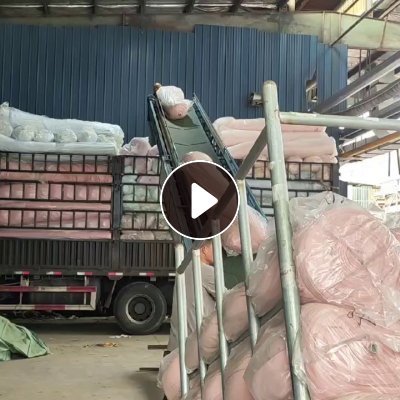 出售库存绒布，单面牛奶绒，门幅2.5，克重200-230克，现货约6.8米一车，货在江苏南通