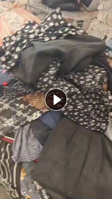 长期出售少女裙，裙子，女装，现货几十吨