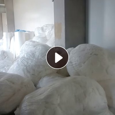 厂家长期出售水刺无纺布边角料，有涤纶和粘胶的，现货有几十吨，货在湖北仙桃