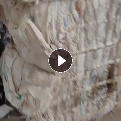 出售废旧大白吨包，装石英砂下来的，现货一挂，二白和杂色也有，月供60吨左右