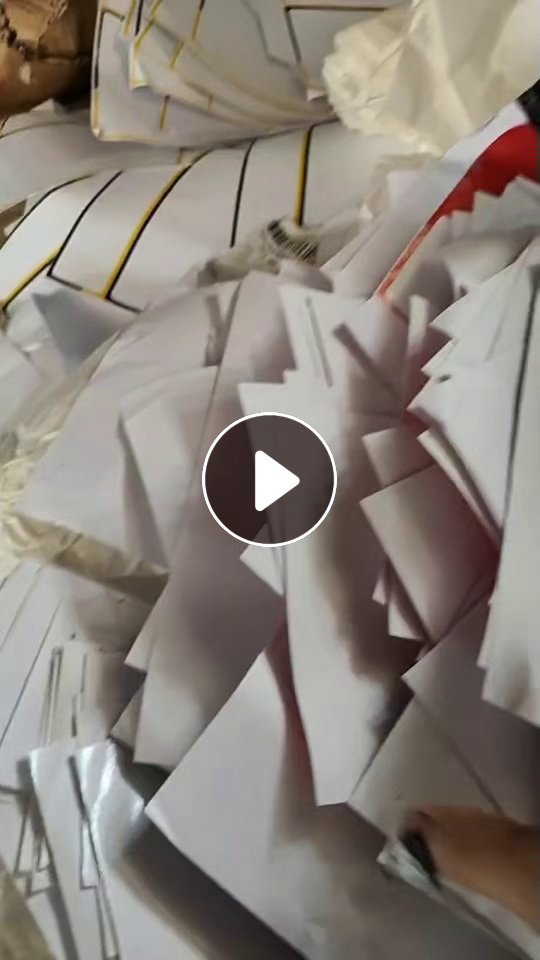出售鱼竿纸废料，边上带一点不干胶