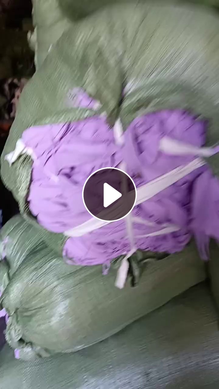 长期出售氨纶废布，氨纶碎布，自动裁床厂下来的，现货有6.8米一车，货在浙江台州