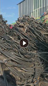 出售PVC电缆皮毛料,PVC电缆皮净料,月供20-30吨