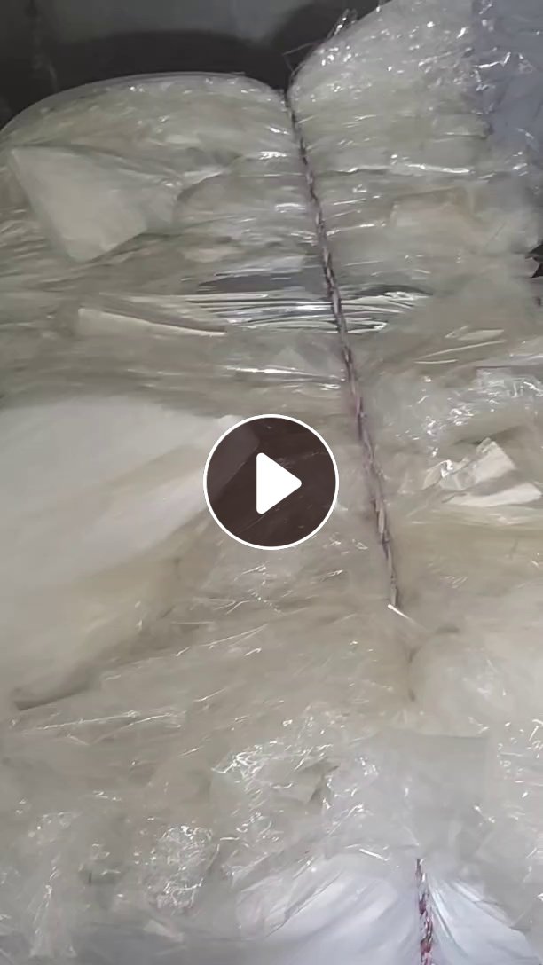 出售包装厂和食品厂下来的干造PP白丙膜废料，月供十来吨