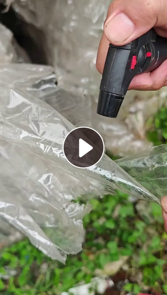 出售无胶PET膜废料，PET滑膜，汽车膜下来的，现货十来吨