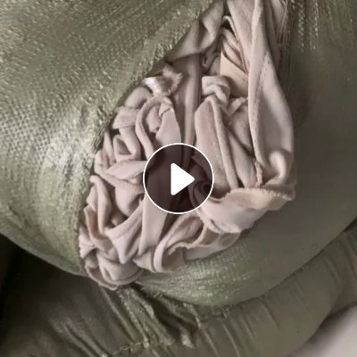 长期出售服装厂下来的涤纶废布，摇粒绒布条统货，都是涤纶的，现货6.8米两车