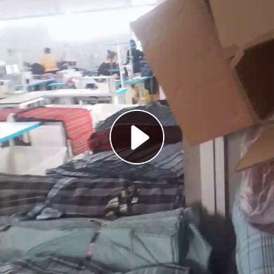 长期出售服装厂下来的涤纶废布，涤纶造粒布，统货，月供10吨左右，货在江苏连云港