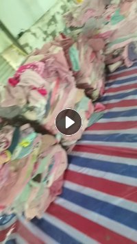 长期出售涤纶睡衣料绒布料,剪完拉链扣子,可以直接上机造粒做泡料的,现货20多吨,货在河南驻马店