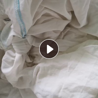 长期出售印染厂下来的氨纶涤纶统货，涤纶废布，氨纶废布，废布统货，占比各一半，现货几十吨，含水30左右