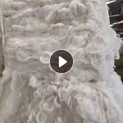 长期出售白色涤纶废丝，环保桨丝，涤纶丝，涤纶干丝，可以开花也可以造粒，现货有2挂车，货在江西德安