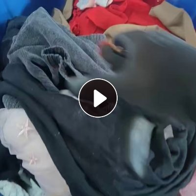 长期出售毛衣统货，旧衣服分拣厂出来的，每个月有40吨，货在山西太原