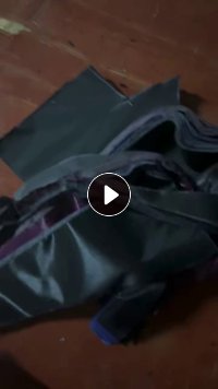 长期出售做雨披下来的牛津布边角料,涤纶牛津布,牛津布现货10吨左右,有黑色,卡其,玫红,蓝色