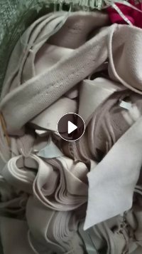 长期出售涤纶废布，希音服装出口厂下来的，有浅色杂色的，每个月有几十吨，货在广东佛山