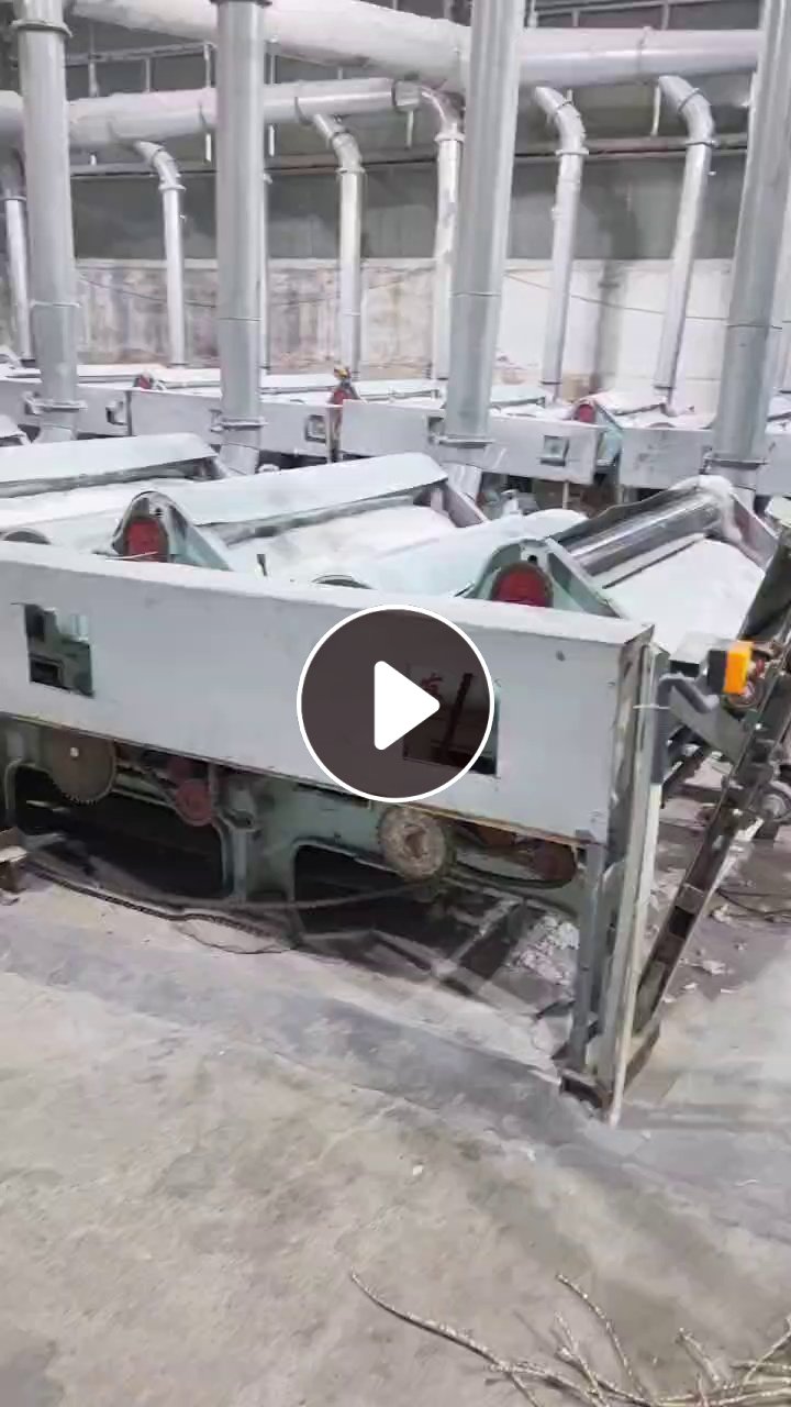 山东枣庄出售大白棉花，纺纱厂手套纱首选，漂白棉花丝头长好纺，现货100吨，长期有货！欢迎来电！