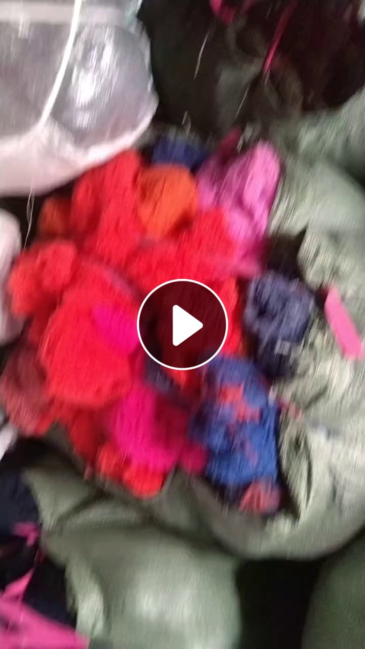 长期出售杂色的尼龙废丝，纯尼龙废丝，现货20多吨