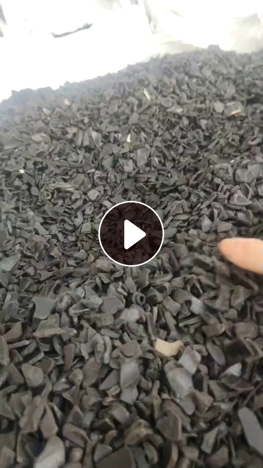 大量出售尼龙破碎料，发动机进气管破碎的