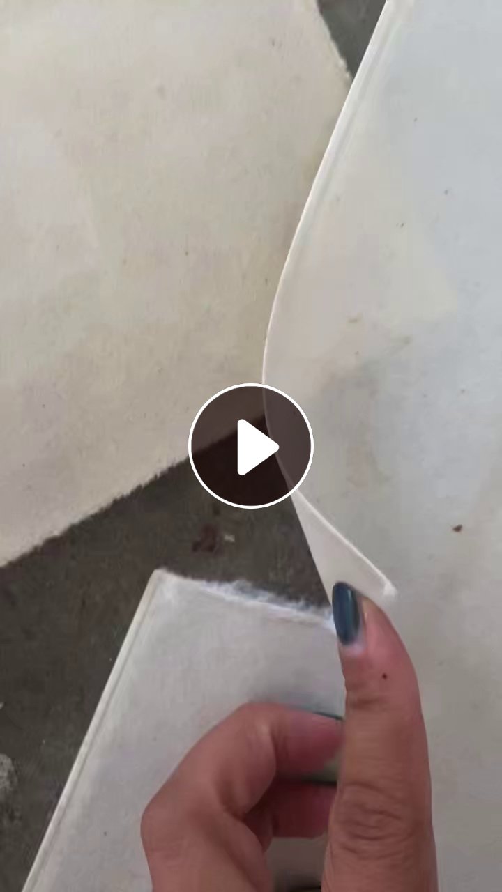 出售白牛皮纸废料，有一部分发黄