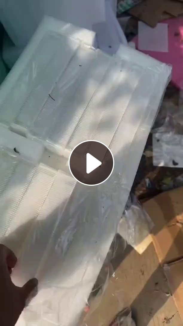 长期出售光伏厂下来的珍珠棉废料，无覆膜，压包的话17.5车装2吨