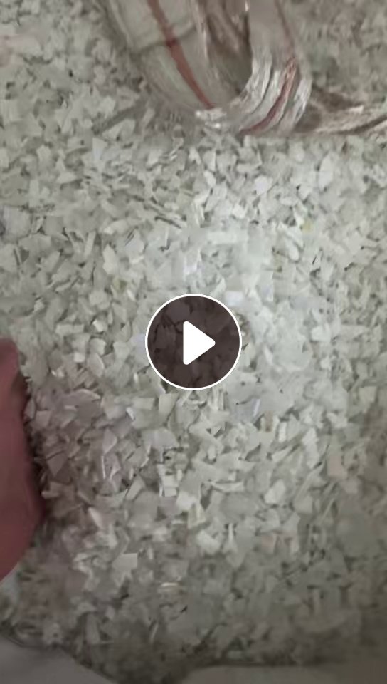 长期出售pp美缝胶管破碎料，白色的，现货够车