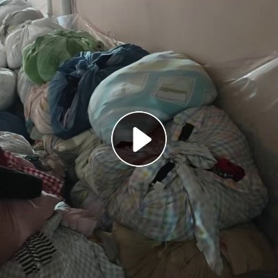 出售旧衣服统货，乡镇货，有挑过里面没有破旧脏的，现货有8吨左右