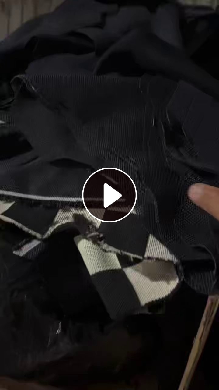 出售音箱厂下来的锦纶废布，锦氨废布，现货两三吨