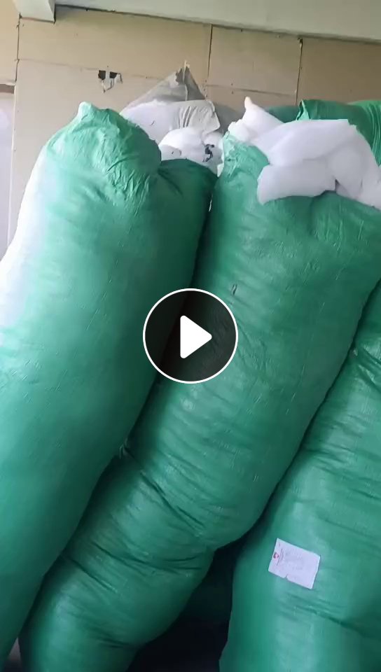厂家长期出售丝棉下脚料，做羽绒服棉服下来的，带布条的，没有压包，在江苏宿迁