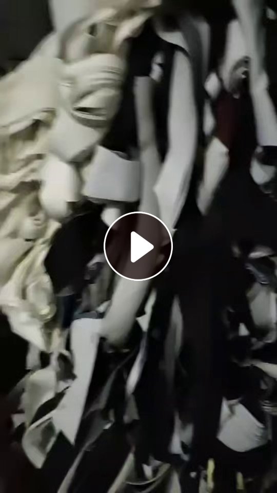 出售PVC座椅革，有一点海绵料，现货20吨
