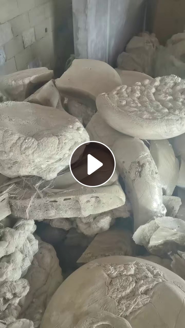 出售热熔块，厂占%80