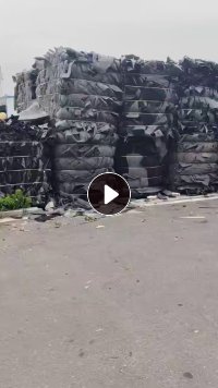 长期大量出售汽车内饰料，汽车轮毂罩，有涤纶的，也有丙纶的，月供几百吨，货在安徽滁州