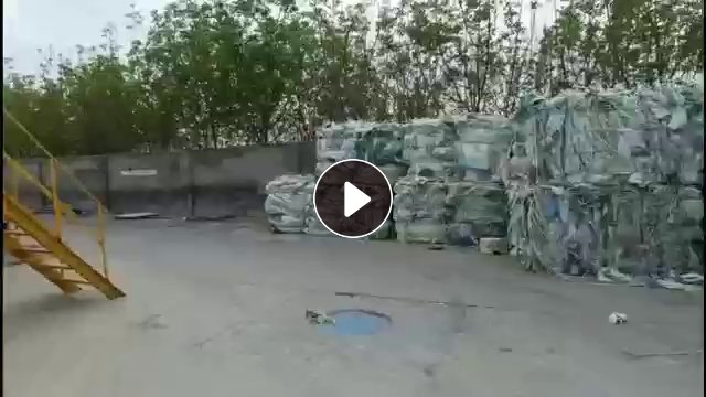 出售风电绿膜废料，含20%PE管和蓝色树脂