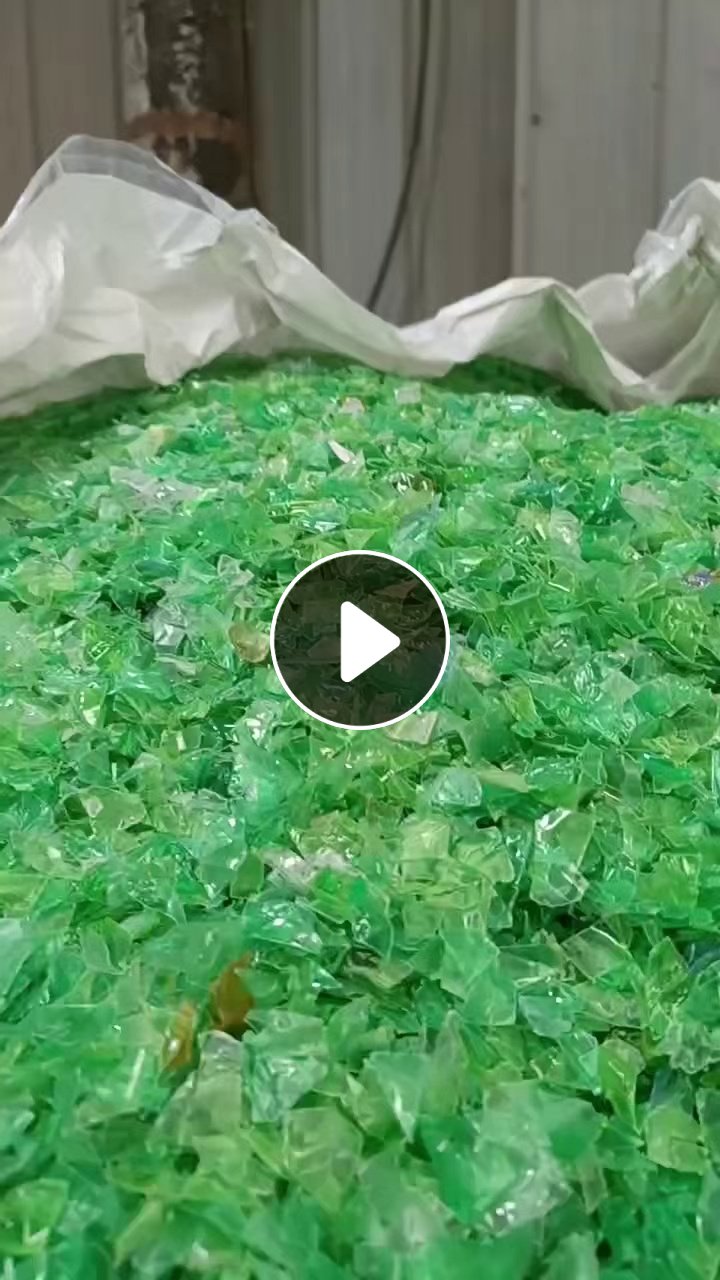 常年出售冷洗PET瓶片，3A白瓶片和绿瓶片
