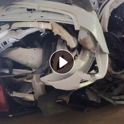 出售4S店下来的保险杠破碎料，月供20吨