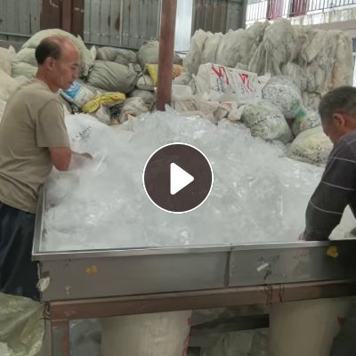 长期出售卫生纸厂的一级干造纯平板膜，现货一挂车